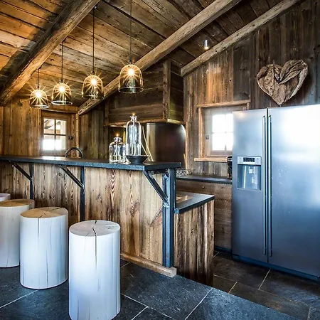 Grand Cerf Chalet